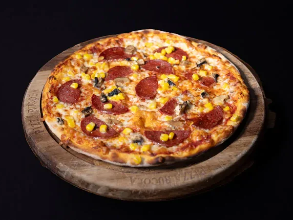 Acılı Peperoni Pizza