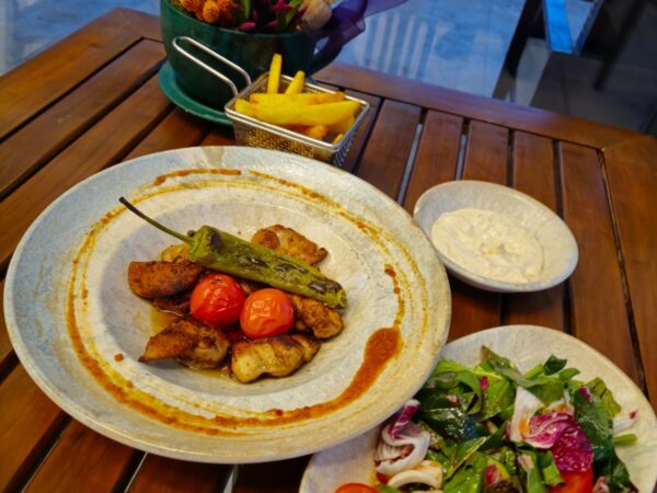 Mersin Üsülü Tereyağlı Tavuk Sarma